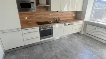 Expose Eminente renovatierte 2-Zimmer-Wohnung in der Hergottwiesgasse zur Miete – Haustiere herzlich willkommen