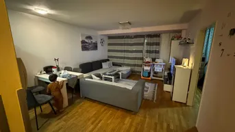 Expose 2 Zimmer Wohnung mit Keller und Autopark