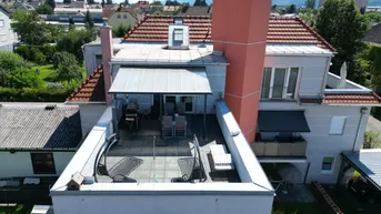 Expose Einzigartiges Wohnerlebnis: Stilvolles Penthouse in zentraler Lage