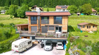 Expose Außergewöhnliche Liegenschaft mit atemberaubender Aussicht