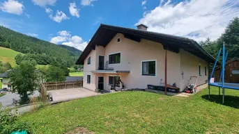 Expose Großzügiges Landhaus sucht neuen Besitzer!