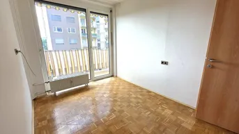 Expose Helle Jungfamilienwohnung zu renovieren!