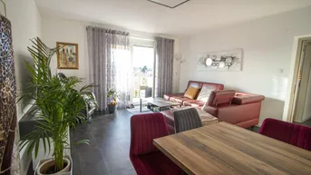 Expose Renovierte Wohnung mit allgemeinem Parkplatz!