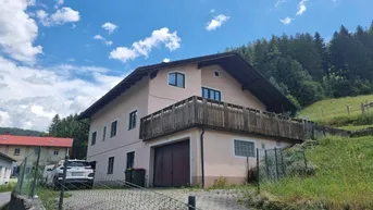 Expose Großzügiges Landhaus im Grünen!