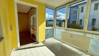 Expose Helle Eckwohnung mit idealer Anbindung!