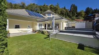 Expose Wohnen mit Charme – Einfamilienhaus mit Schlosscharakter und Wellness-Oase