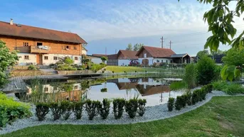 Expose Innviertler Bauernhof mit Gewerbehallen &amp; Schwimmteich !