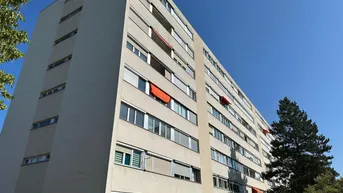 Expose Großzügige 4-Zimmer-Wohnung am Stadtrand von Braunau