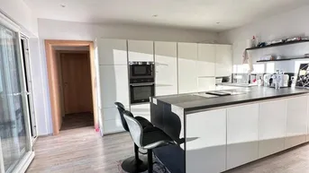 Expose Modernes Einfamilienhaus mit Garage 