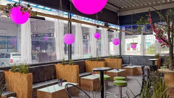 Expose Vielseitig nutzbare Gewerbefläche in zentraler Lage – Betriebsfläche mit Terrasse und Parkmöglichkeiten