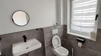 Expose Neuwertige Doppelhaushälfte in Burgkirchen: Ihr neues Zuhause mit Garten und Terrasse!