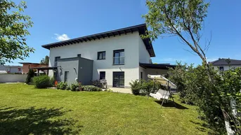 Expose Doppelhaushälfte mit Garten und Terrasse 