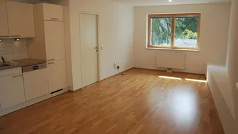 Expose Schöne, helle Wohnung mit ausgezeichneter öffentlicher Anbindung