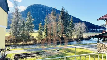 Expose Idyllische Gartenwohnung mit Haus Charakter, Bergkulisse &amp; Carport