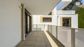 Expose Chic City Living &amp; Pool Vibes - Exklusive Wohnung mit Flair im grünen Innenhof