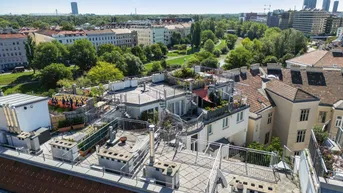 Expose Kompakt. Exklusiv. Weitblickend. - Dachgeschosswohnung mit 360 Grad Dachterrasse