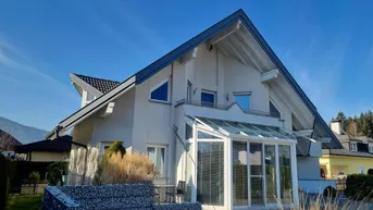 Expose Ein Wohntraum der endlich wahr wird. Gepflegtes modernes Traumhaus am Mondsee.