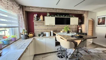 Expose Traumhafte, vollsanierte 3-Zimmer-Wohnung in Jenbach – Balkon &amp; Garage inklusive!