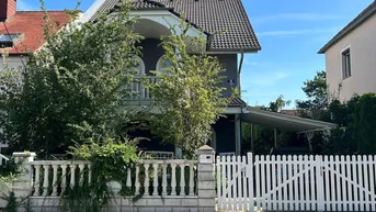 Expose Exklusives Familienhaus mit 276 m² in Essling, 1220 Wien– luxuriös &amp; ruhig, jetzt entdecken!
