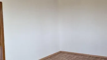Expose Moderne 2,5-Zimmer Neubauwohnung mit Loggia