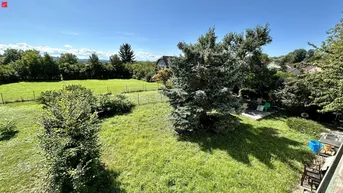 Expose Riesige 10 Zimmer Doppelhaushälfte mit 400 m² Garten nahe Wien