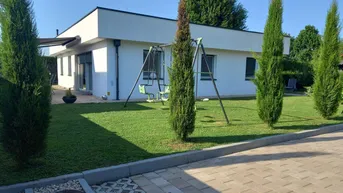 Expose Exklusiver Bungalow in LEIBNITZ - Ihr Wohntraum auf einer Ebene!