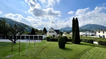 Expose ERSTBEZUG nach Sanierung in absoluter Ruhelage