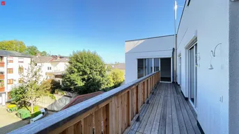 Expose Geräumige Wohnung mit sonnigem Balkon!