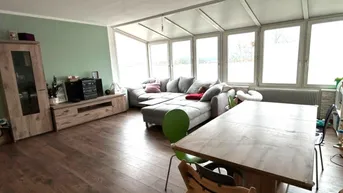 Expose Familiennest mit Fernblick – Schule &amp; Kindergarten direkt vor der Tür!
