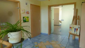 Expose Viel Platz, viel Potenzial: Familienhaus für Selbermacher