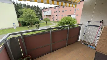 Expose Gemütliche 2-Zimmer-Wohnung mit Balkon und Garage