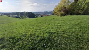 Expose Bauland mit attraktivem Fernblick