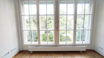 Expose Wunderschöne Altbauwohnung mit Blick in den grünen Innenhof!