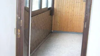 Expose Erstes Nest &amp; Renditehit: 2-Zimmer-Wohnung mit verglaster Loggia