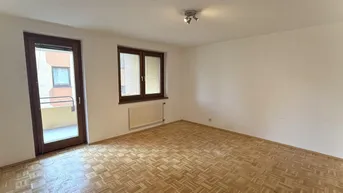 Expose Anleger aufgepasst: Helle Mehrzimmerwohnung mit Balkon!