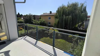 Expose Heller Wohntraum mit Sonnenbalkon in Top Ruhelage