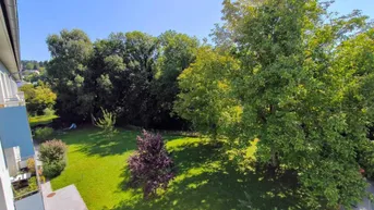Expose Sonnige Ruheoase mit Balkon und Gartenblick