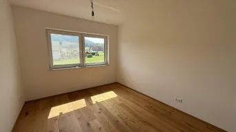 Expose Lichtdurchfluteter Wohntraum mit Grünblick!