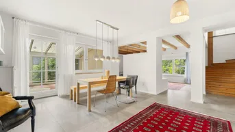 Expose Lichtdurchflutetes Einfamilienhaus mit traumhaft hohen Decken!