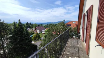 Expose Sonniger Wohntraum mit einzigartigem Ausblick!