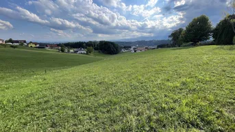 Expose Bauen Sie, bauen Sie! Baugrund mit attraktiver Aussicht