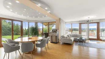Expose Lichtdurchflutetes Einfamilienhaus mit exklusiven Räumlichkeiten!!