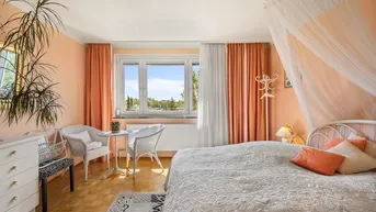 Expose 3-Zimmer Wohnung mit Blick auf das Thermalstrandbad