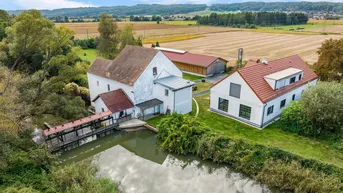 Expose Exklusives Wohnen in Alleinlage: Modernes Landhaus mit eigenem Wasserkraftwerk &amp; vielseitigen Nutzungsmöglichkeiten