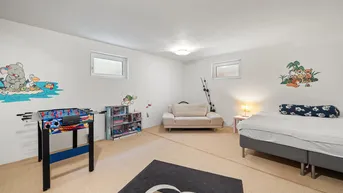Expose In Fontana zu Hause - Stilvolles Familienparadies mit perfektem Grundriss