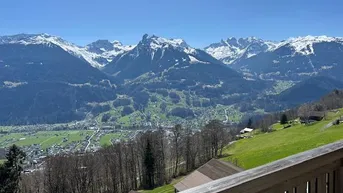 Expose Exklusive Ferienwohnung mit großem Südbalkon in einmaliger Aussichtslage!