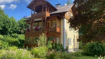 Expose Mehrfamilienhaus mit 5 Wohnungen
