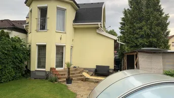 Expose Einfamilienhaus mit Pool am Stadtrand von Wien