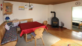 Expose Tolles ruhig gelegenes Landhaus mit Garten am Waldesrand in Lockenhaus