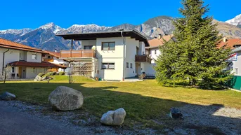 Expose Renovierungsbedürftiges Mehrfamilienhaus mit Garten und Garage in Hall